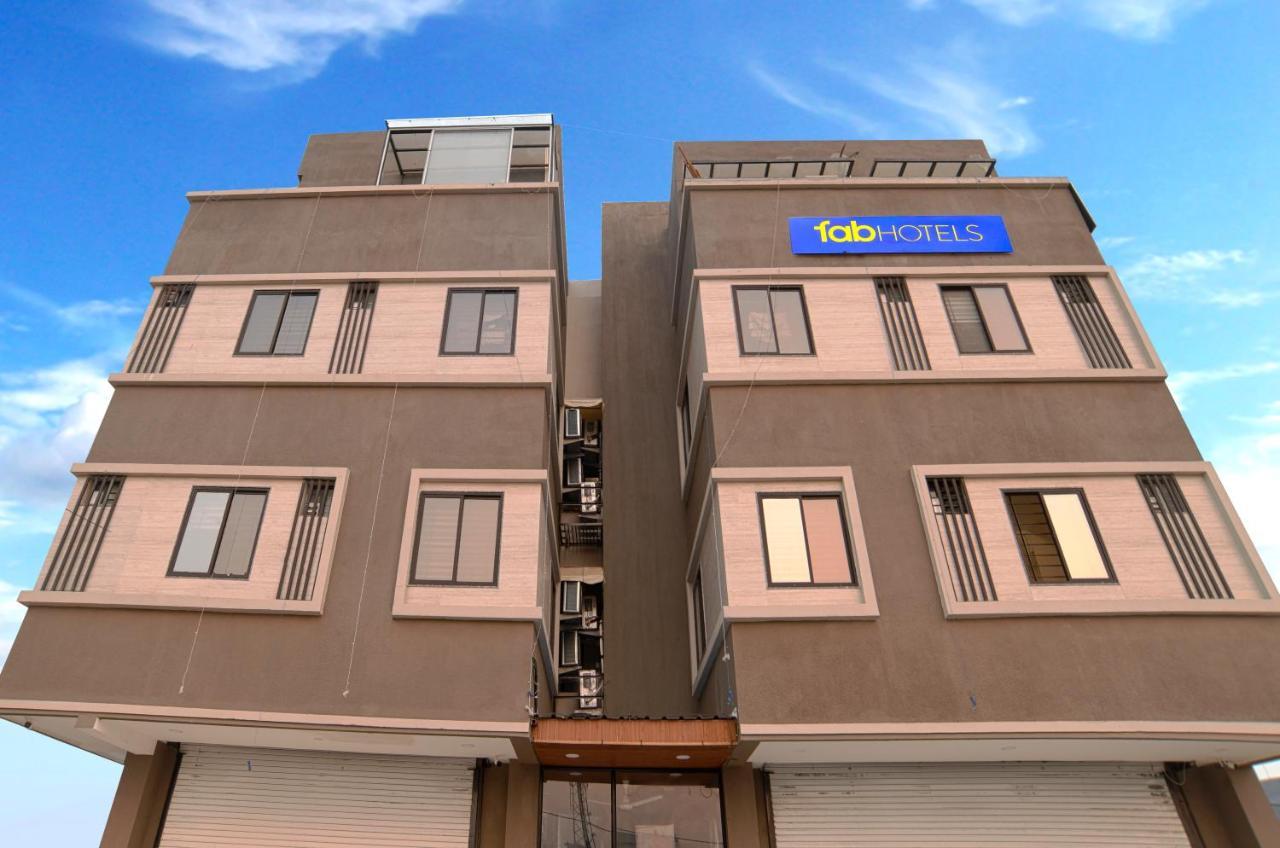 Fabhotel Dev'S Inn إندور المظهر الخارجي الصورة