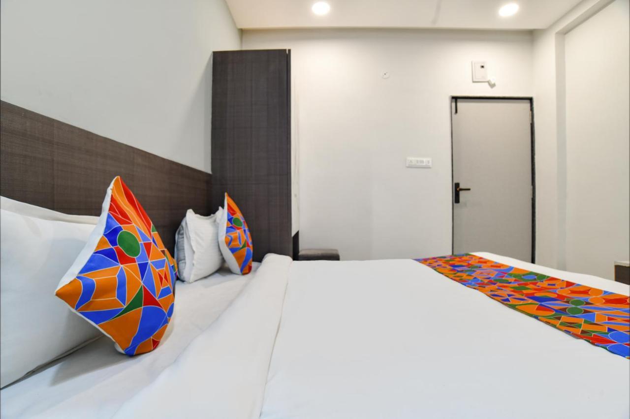 Fabhotel Dev'S Inn إندور المظهر الخارجي الصورة